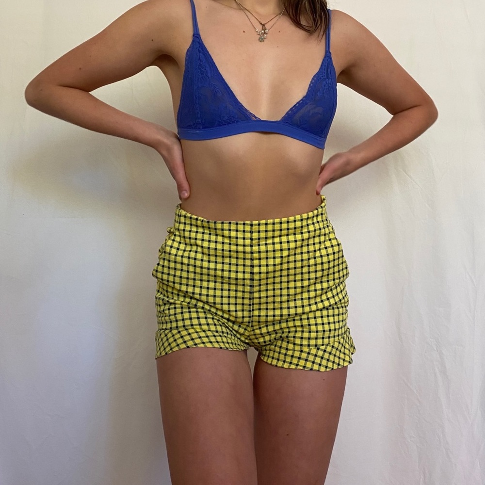 Zara plaid ruffle shorts